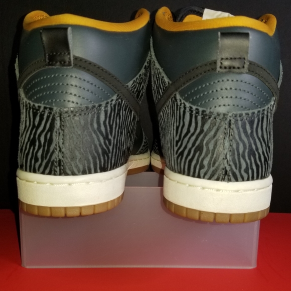 Nike Wmns Dunk Hi Skinny Print Tiger - Picture 3 of 8